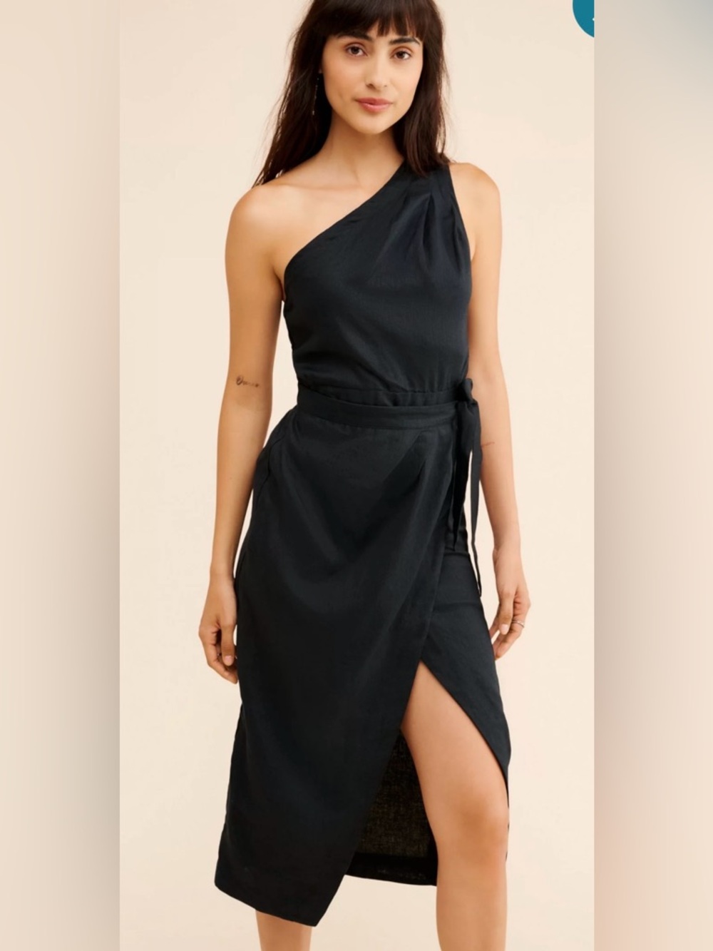 Black One-Shoulder Dress